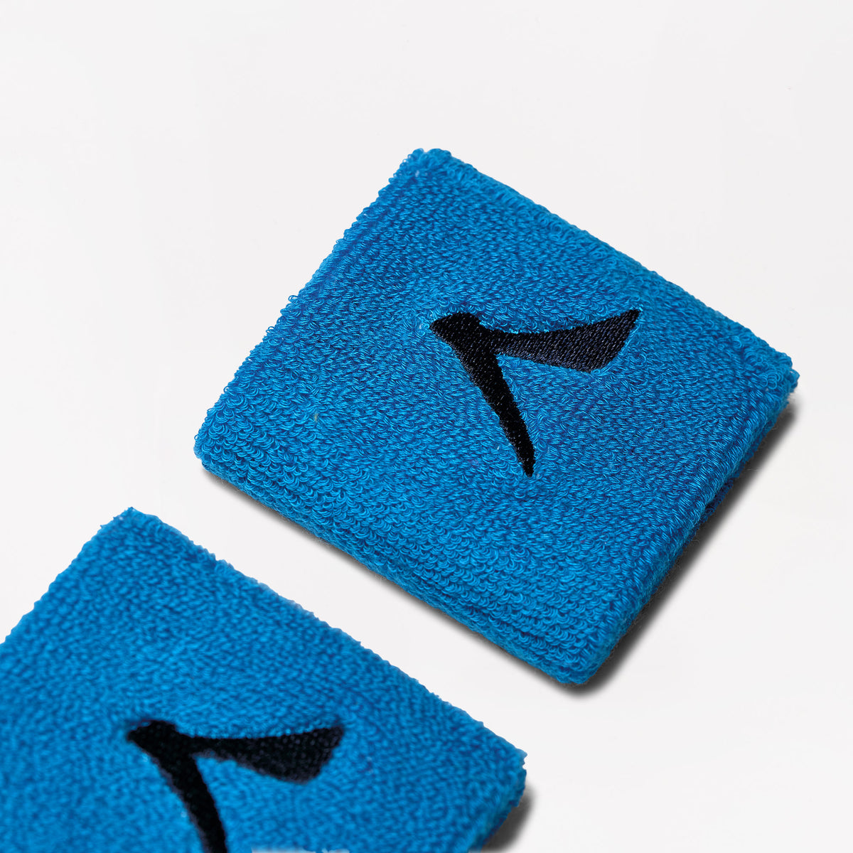 Wristband7 Light Blue