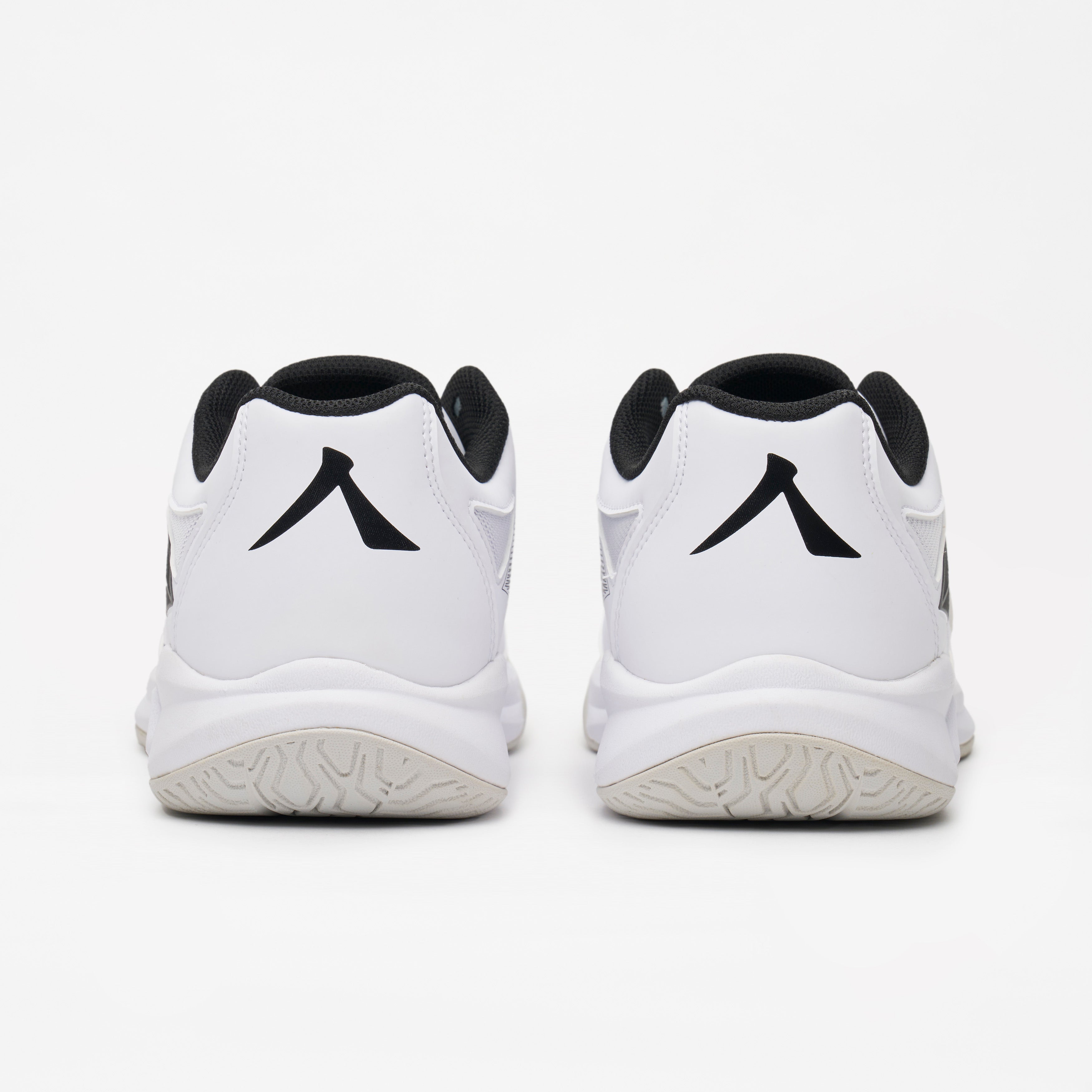 Takumi Hardcourt White / Black